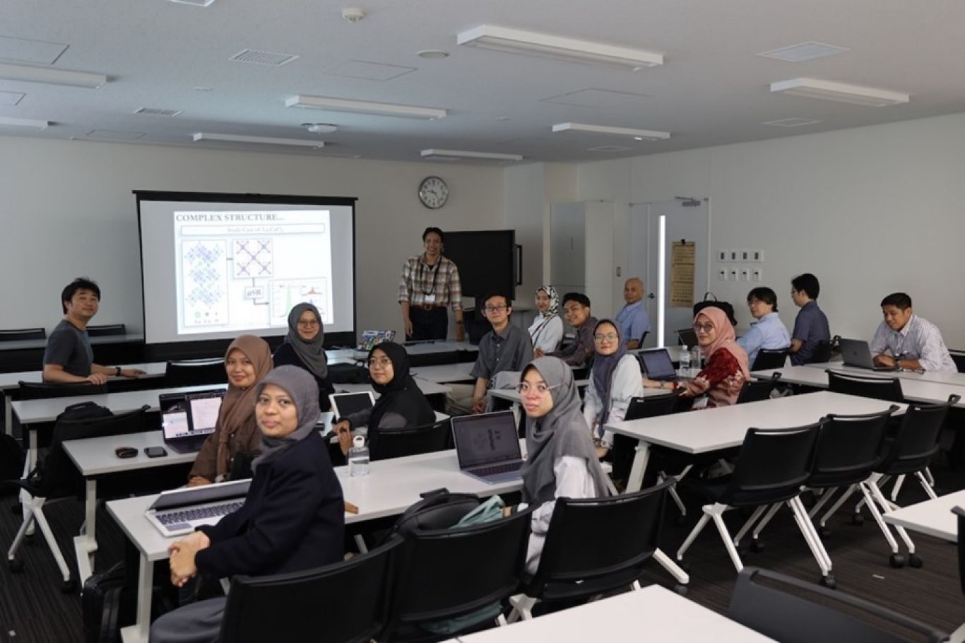 Diskusi Ilmiah dengan Peneliti Jepang